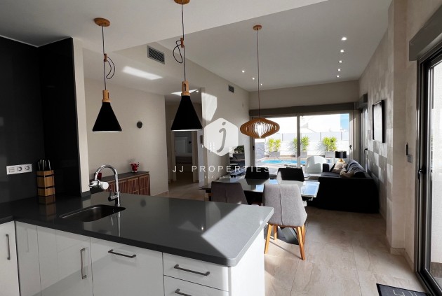 Resale - Villa -
Orihuela Costa - Costa Blanca