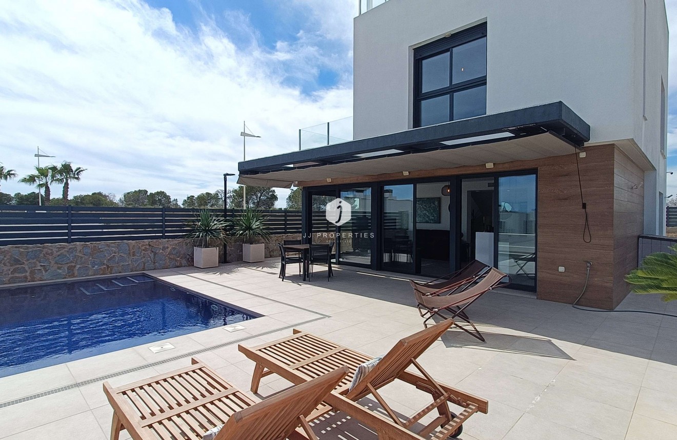 Resale - Villa -
Algorfa - Inland