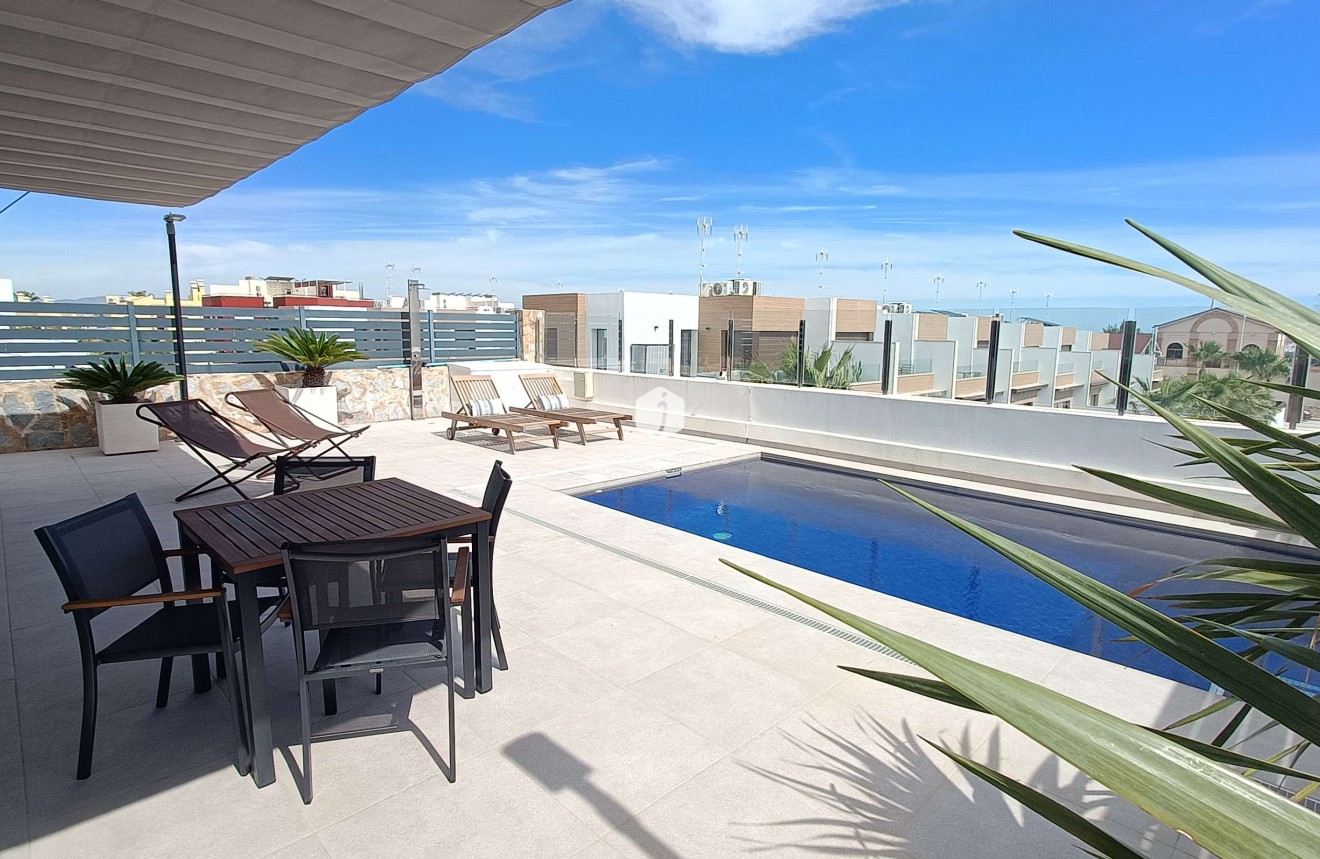 Resale - Villa -
Algorfa - Inland