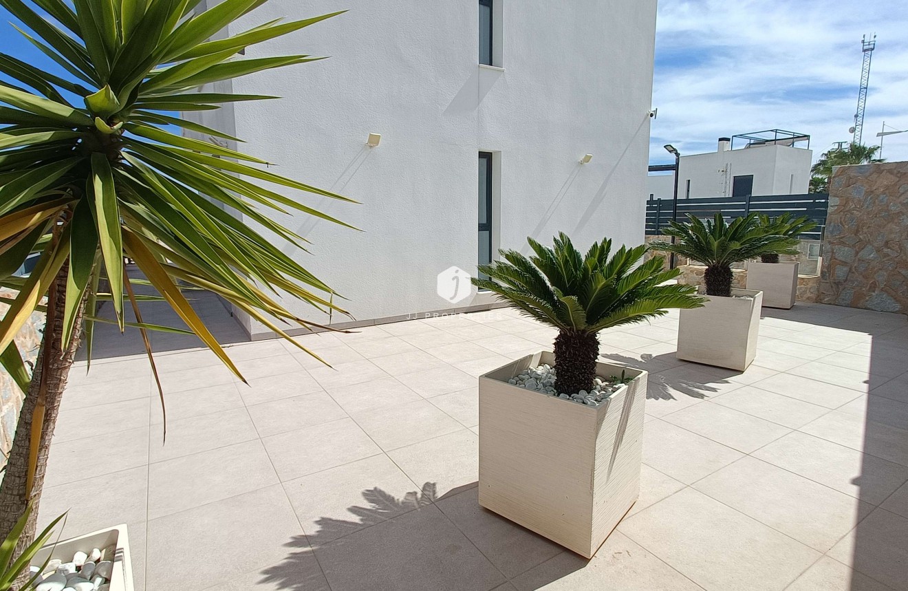 Resale - Villa -
Algorfa - Inland