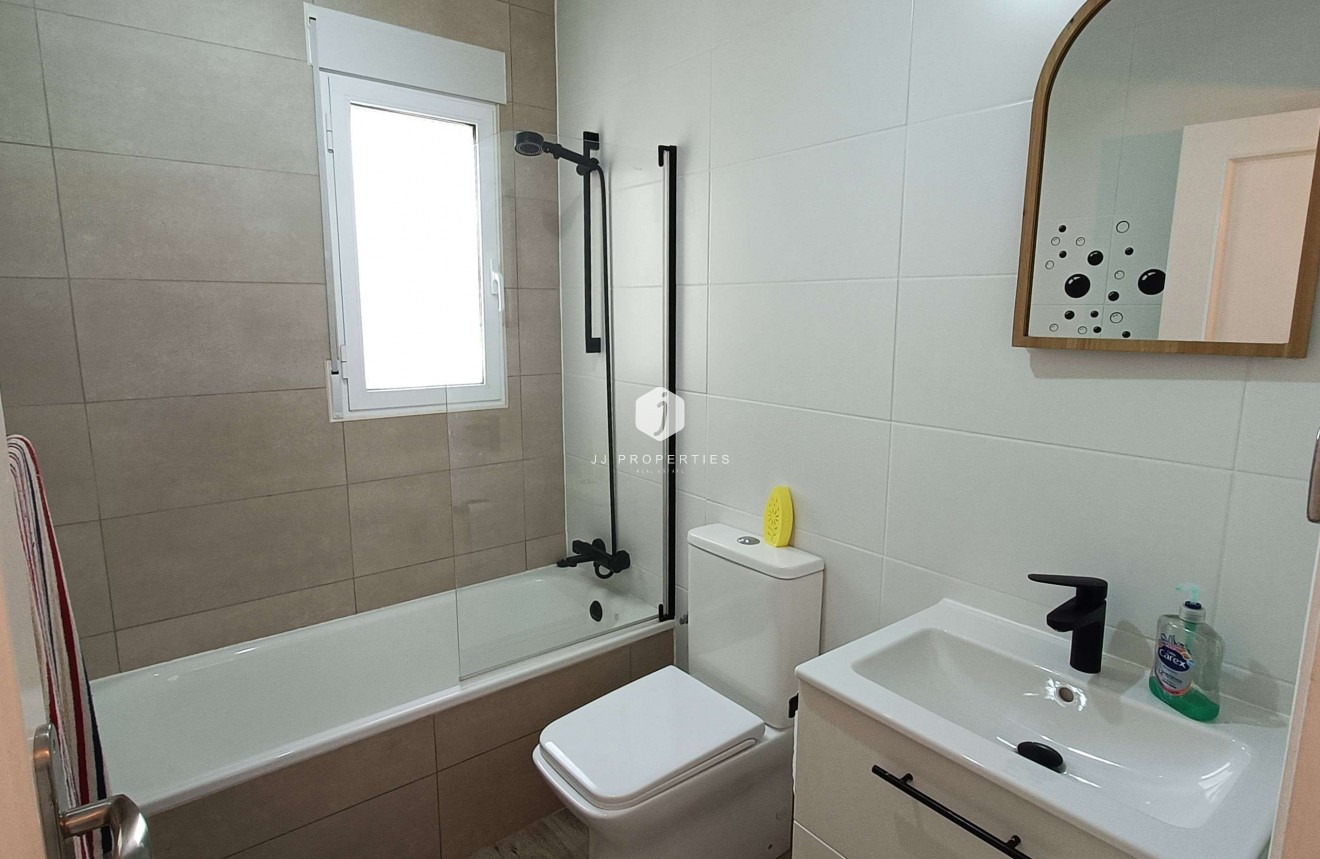 Aus zweiter Hand - Villa -
Rojales - Inland