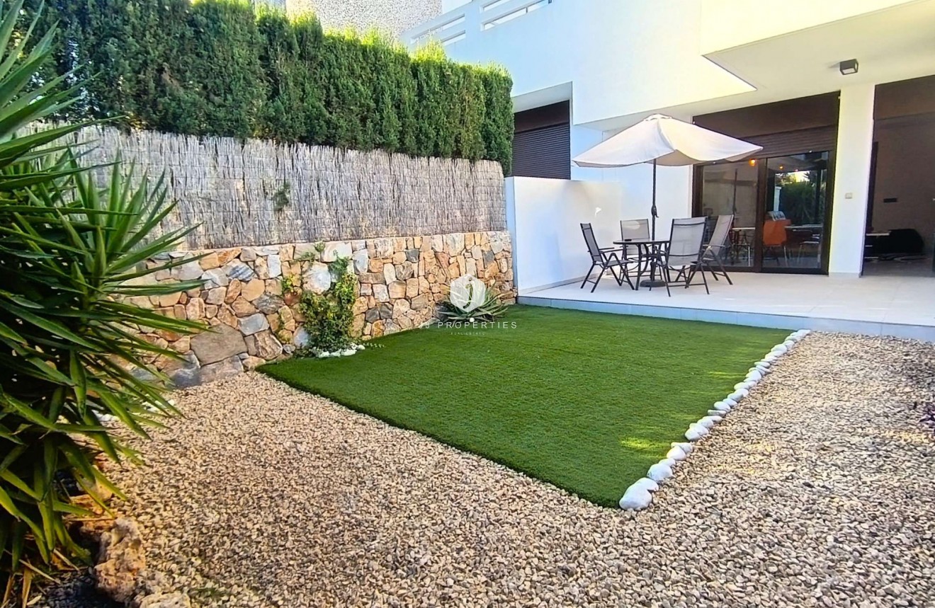 Tweedehands - Appartement / flat -
Algorfa - Inland