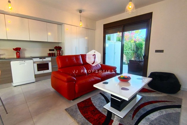 Tweedehands - Appartement / flat -
Algorfa - Inland