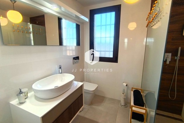 Tweedehands - Appartement / flat -
Algorfa - Inland