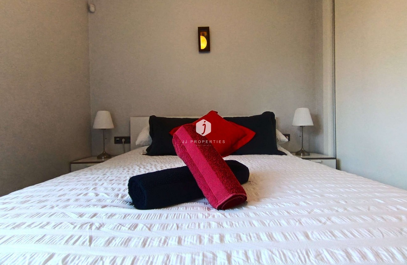 Tweedehands - Appartement / flat -
Algorfa - Inland