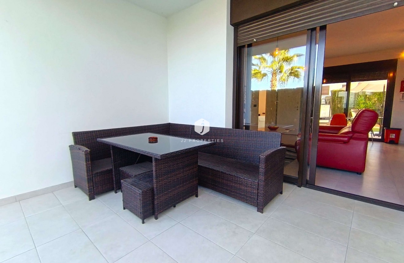 Tweedehands - Appartement / flat -
Algorfa - Inland