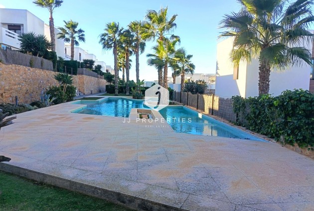 Tweedehands - Appartement / flat -
Algorfa - Inland