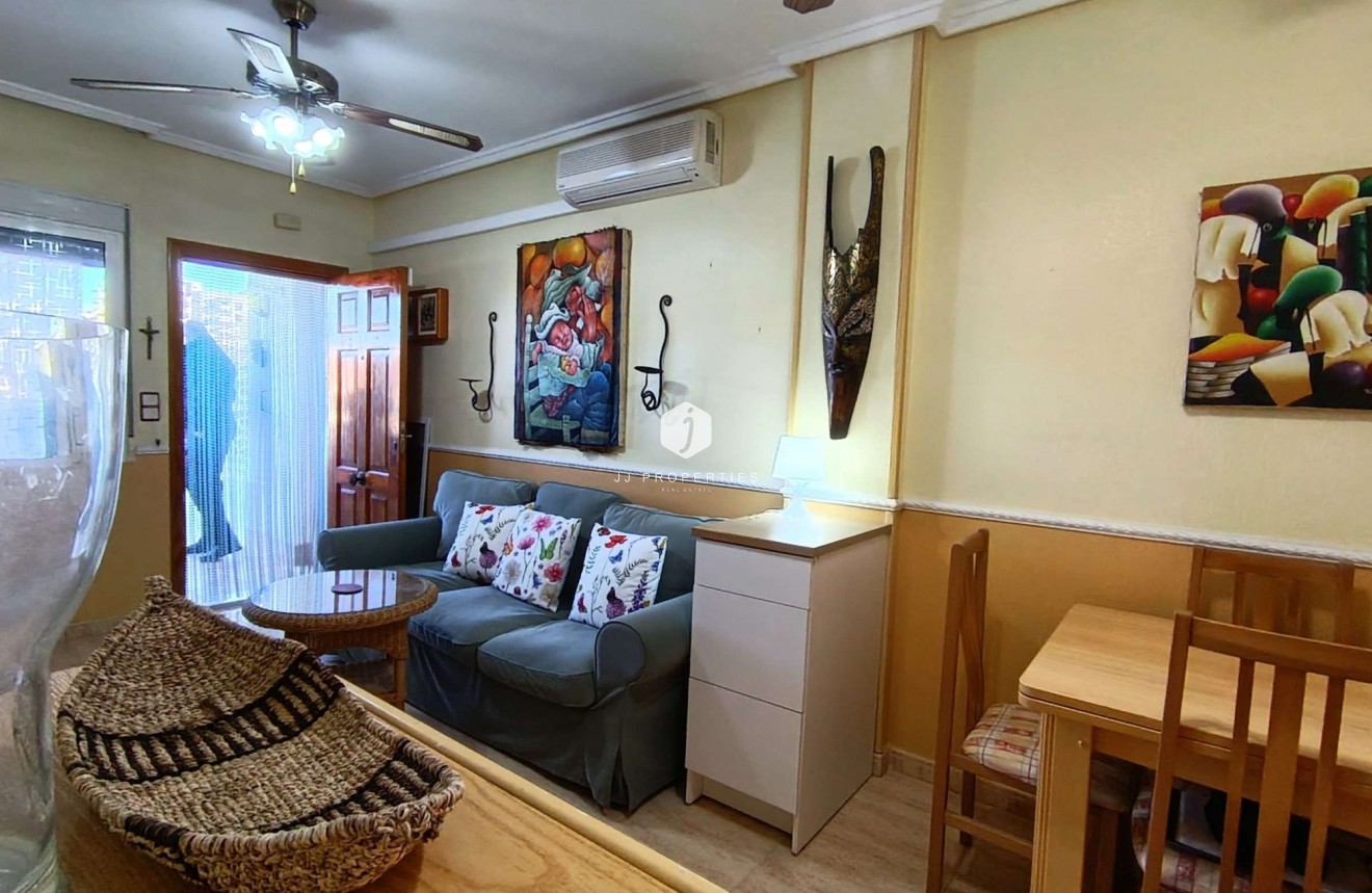 Segunda mano - Apartamento / piso -
Torrevieja - Costa Blanca