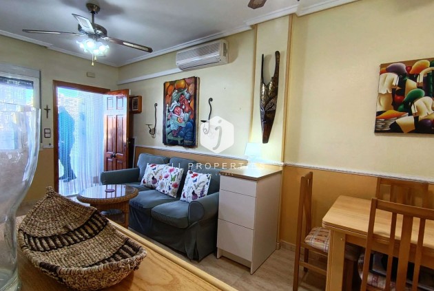 Segunda mano - Apartamento / piso -
Torrevieja - Costa Blanca