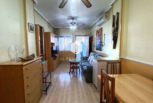 Segunda mano - Apartamento / piso -
Torrevieja - Costa Blanca