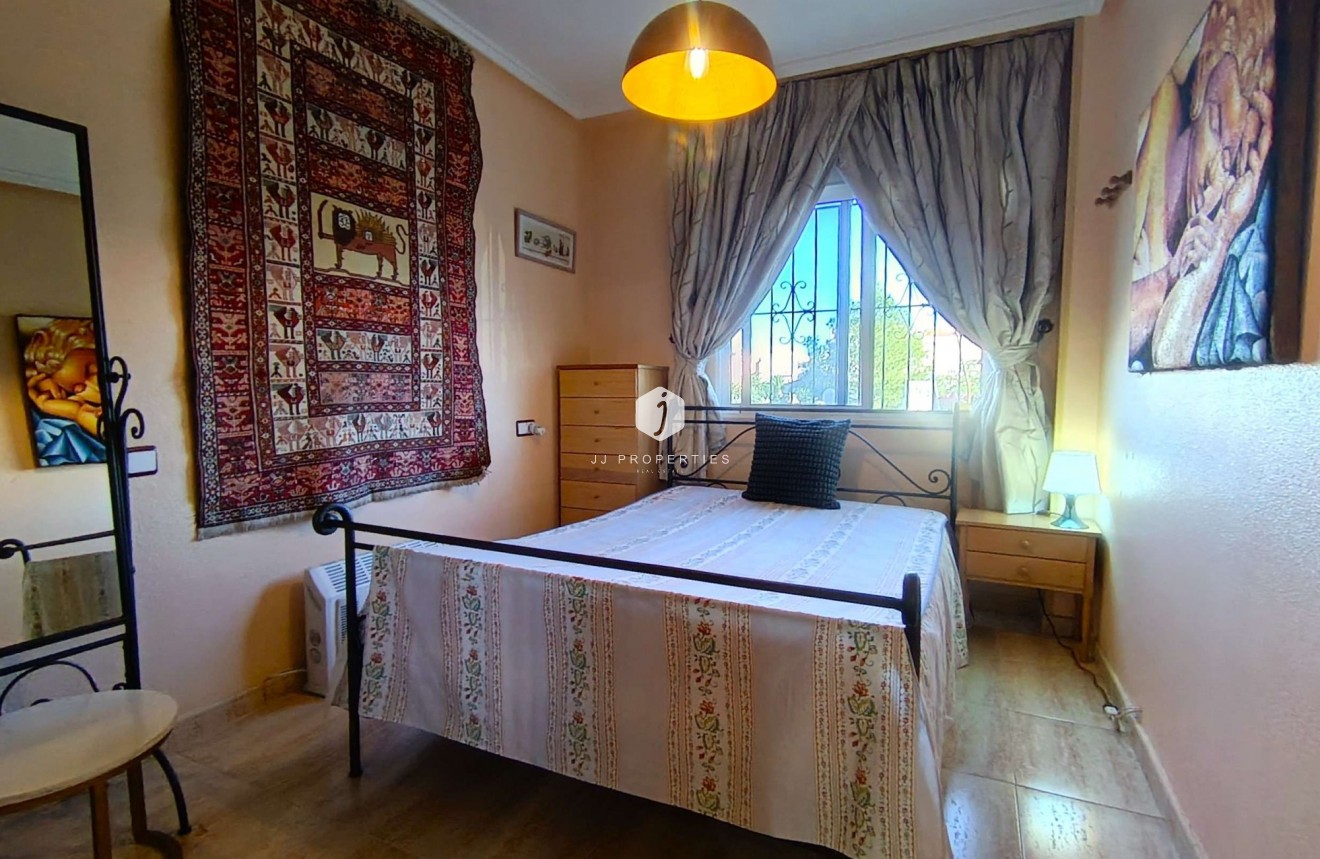 Segunda mano - Apartamento / piso -
Torrevieja - Costa Blanca