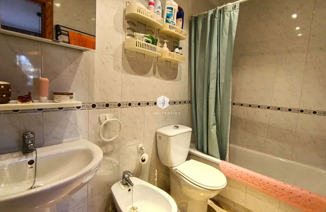 Segunda mano - Apartamento / piso -
Torrevieja - Costa Blanca