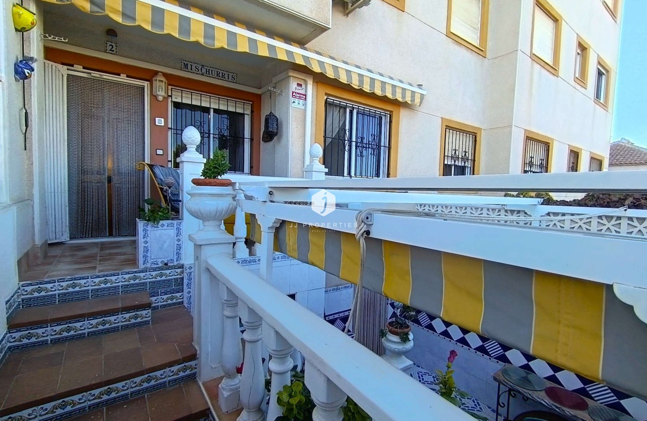 Segunda mano - Apartamento / piso -
Torrevieja - Costa Blanca