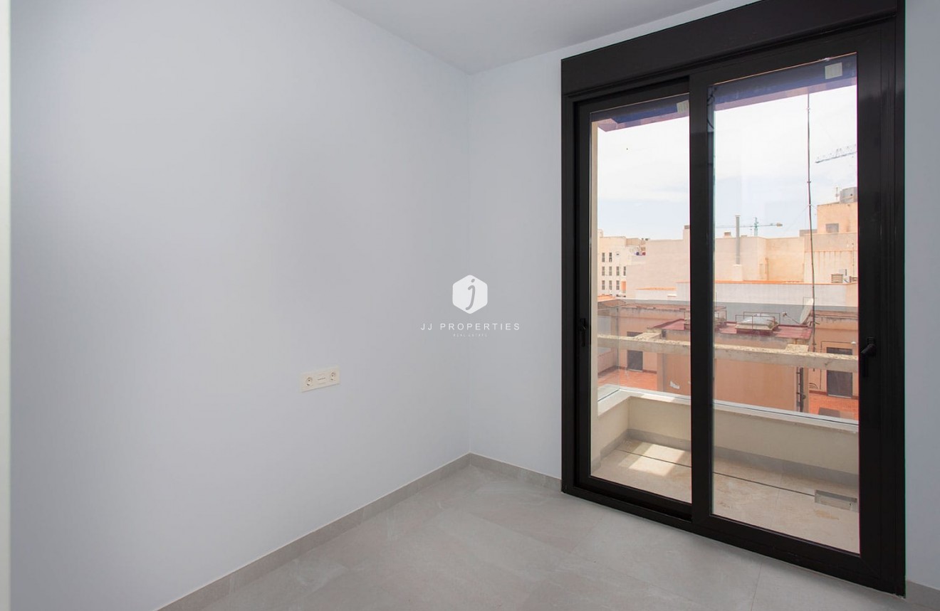 Resale - Apartment / flat -
Torrevieja - Costa Blanca