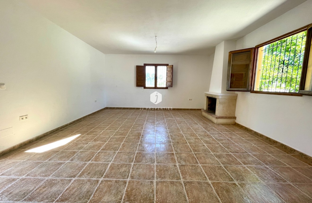 Resale - Villa -
Catral - Costa Blanca