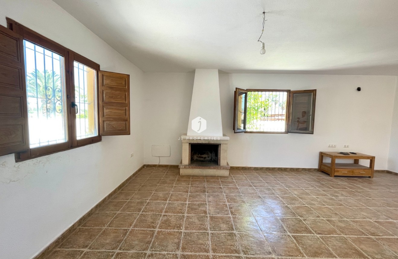 Resale - Villa -
Catral - Costa Blanca