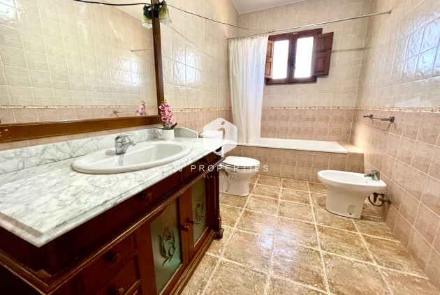 Resale - Villa -
Catral - Costa Blanca