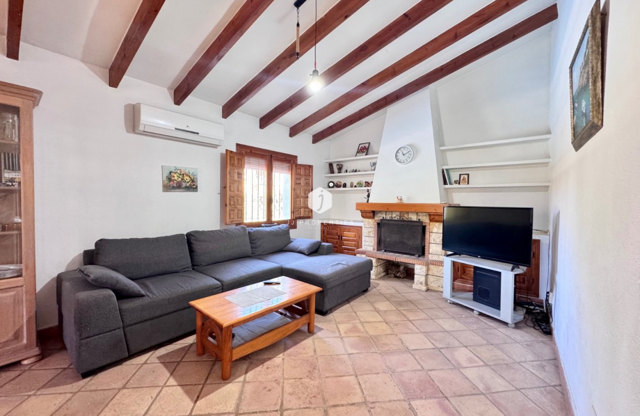 Resale - Villa -
Orihuela Costa - Costa Blanca