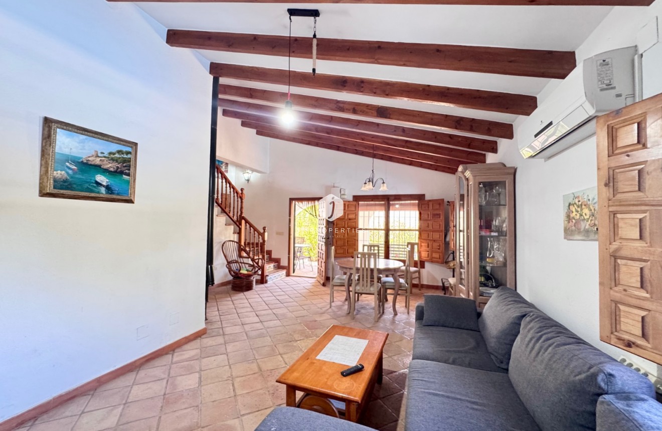 Resale - Villa -
Orihuela Costa - Costa Blanca