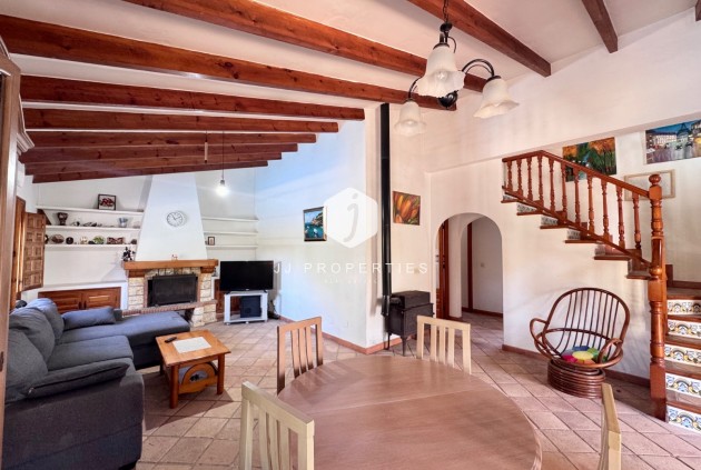 Resale - Villa -
Orihuela Costa - Costa Blanca