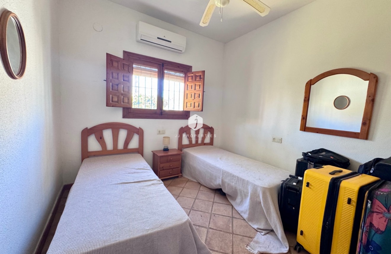Resale - Villa -
Orihuela Costa - Costa Blanca