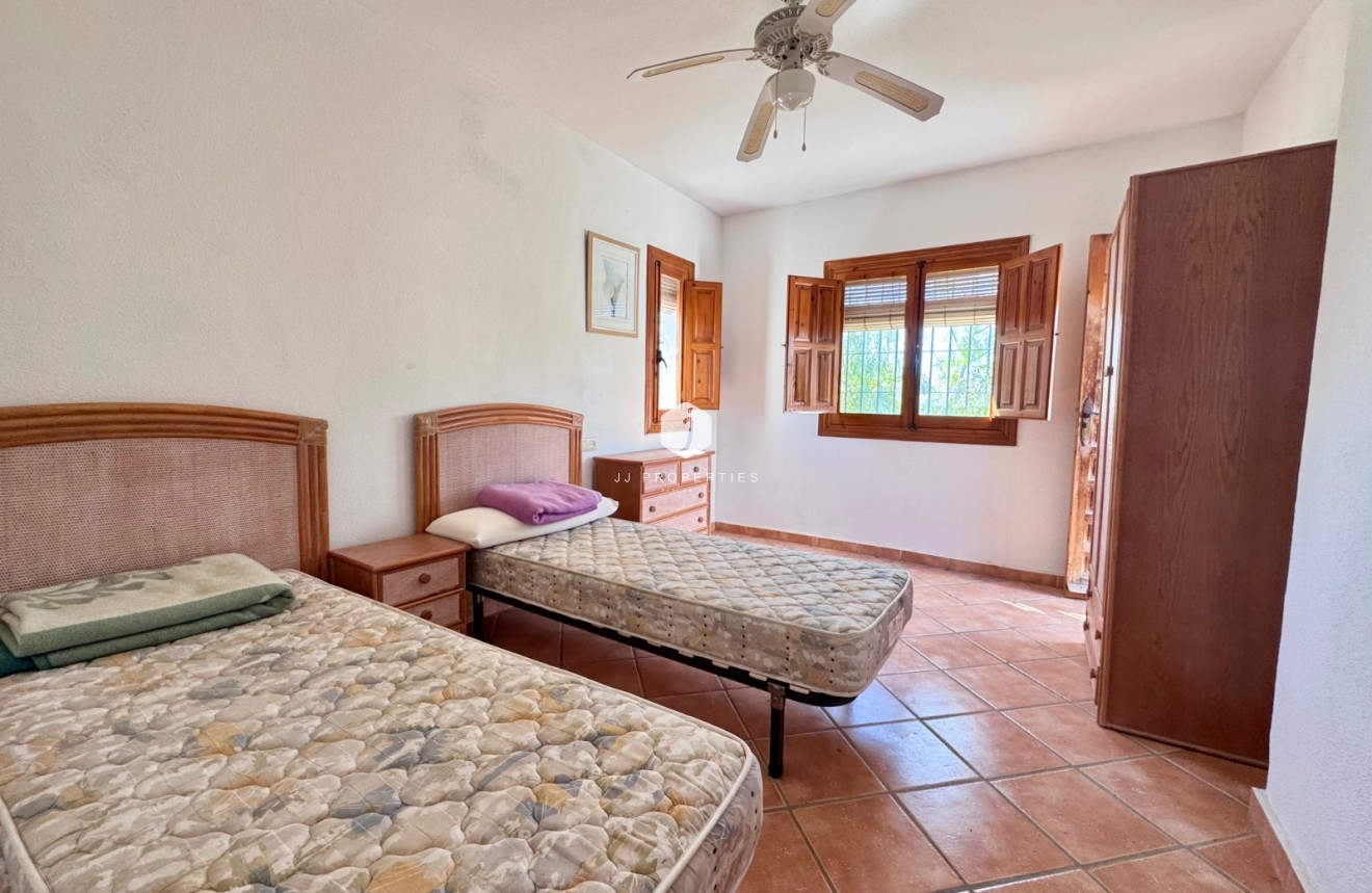 Resale - Villa -
Orihuela Costa - Costa Blanca