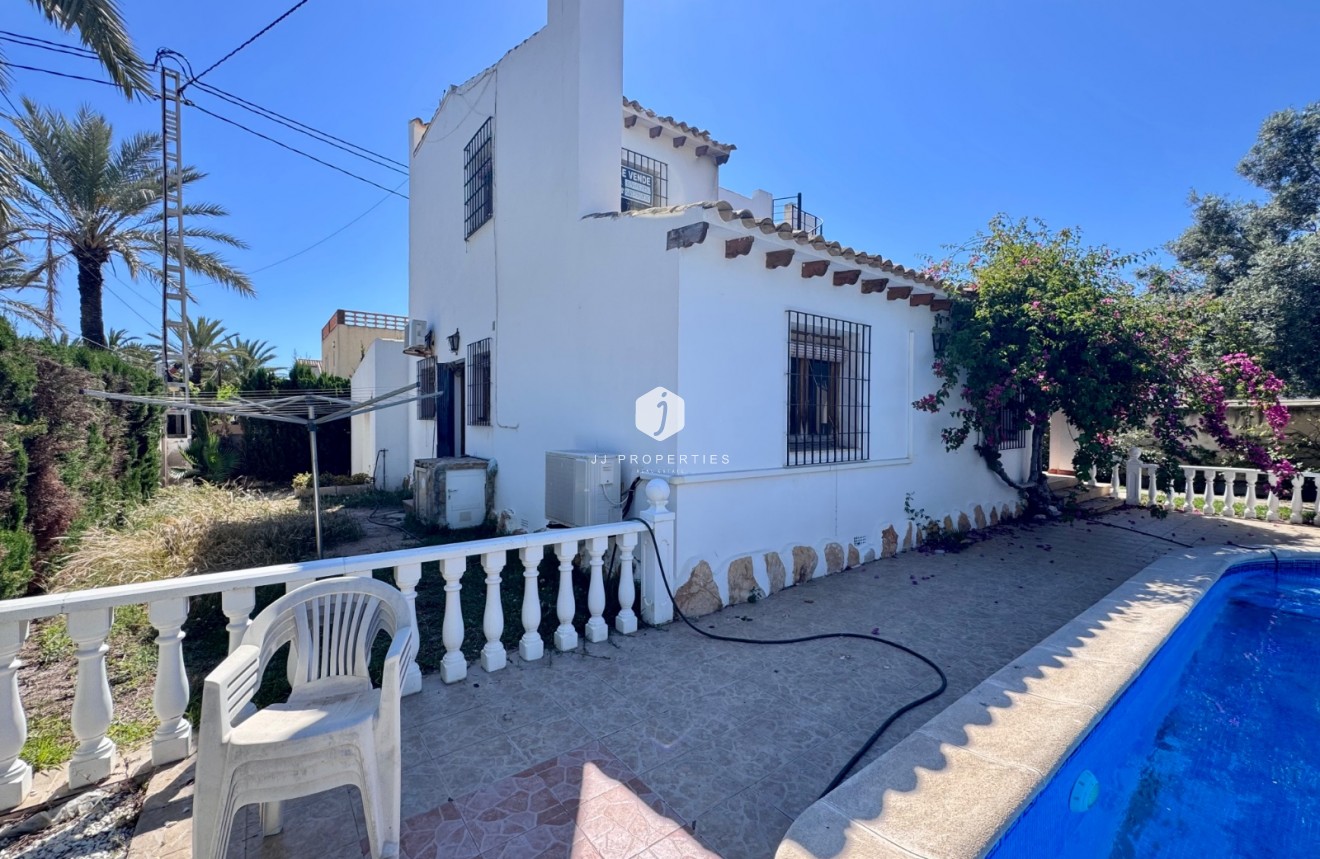Resale - Villa -
Orihuela Costa - Costa Blanca