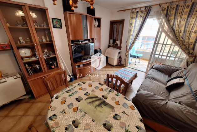 Z drugiej ręki - Mieszkanie w bloku -
Torrevieja - Playa de los Locos