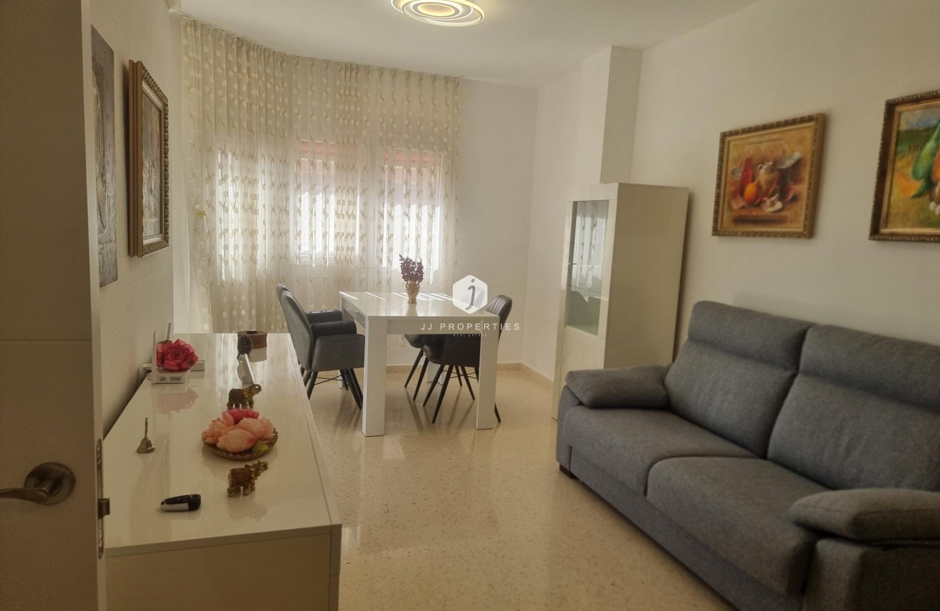 D'occasion - Appartement -
Torrevieja - Playa de los Locos
