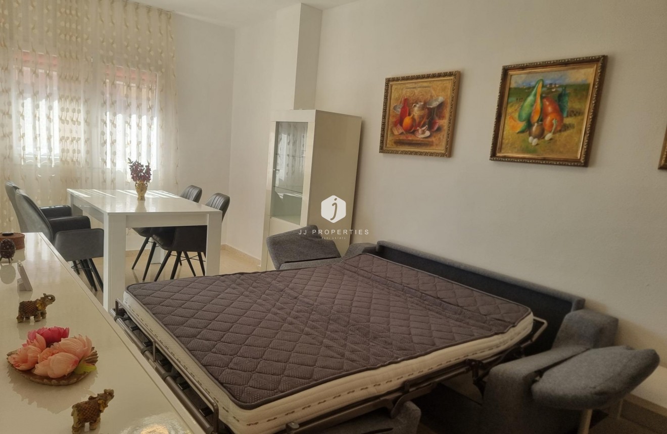 D'occasion - Appartement -
Torrevieja - Playa de los Locos