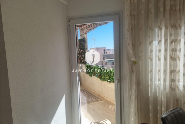 D'occasion - Appartement -
Torrevieja - Playa de los Locos