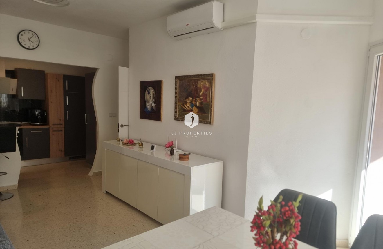 D'occasion - Appartement -
Torrevieja - Playa de los Locos