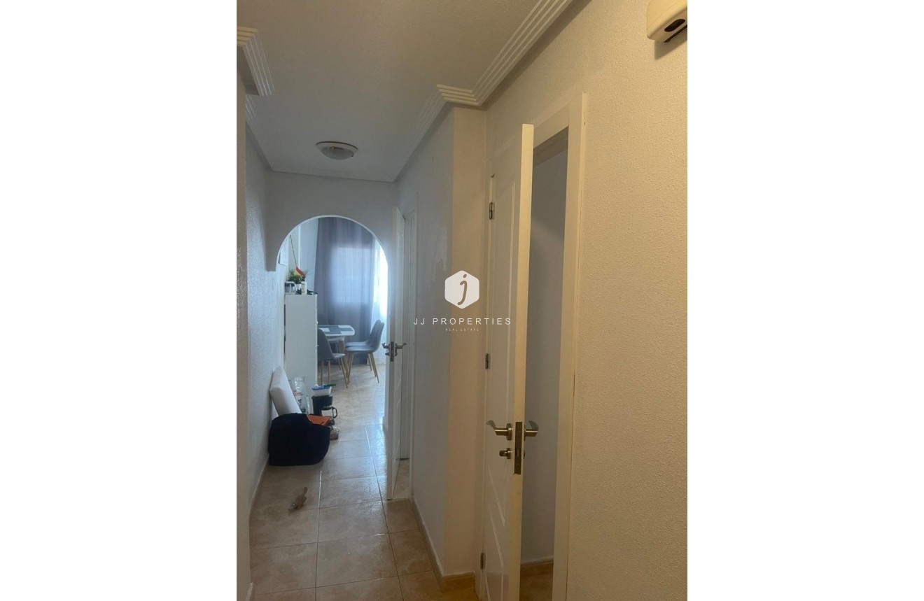 D'occasion - Appartement -
Torrevieja - Playa de los Locos