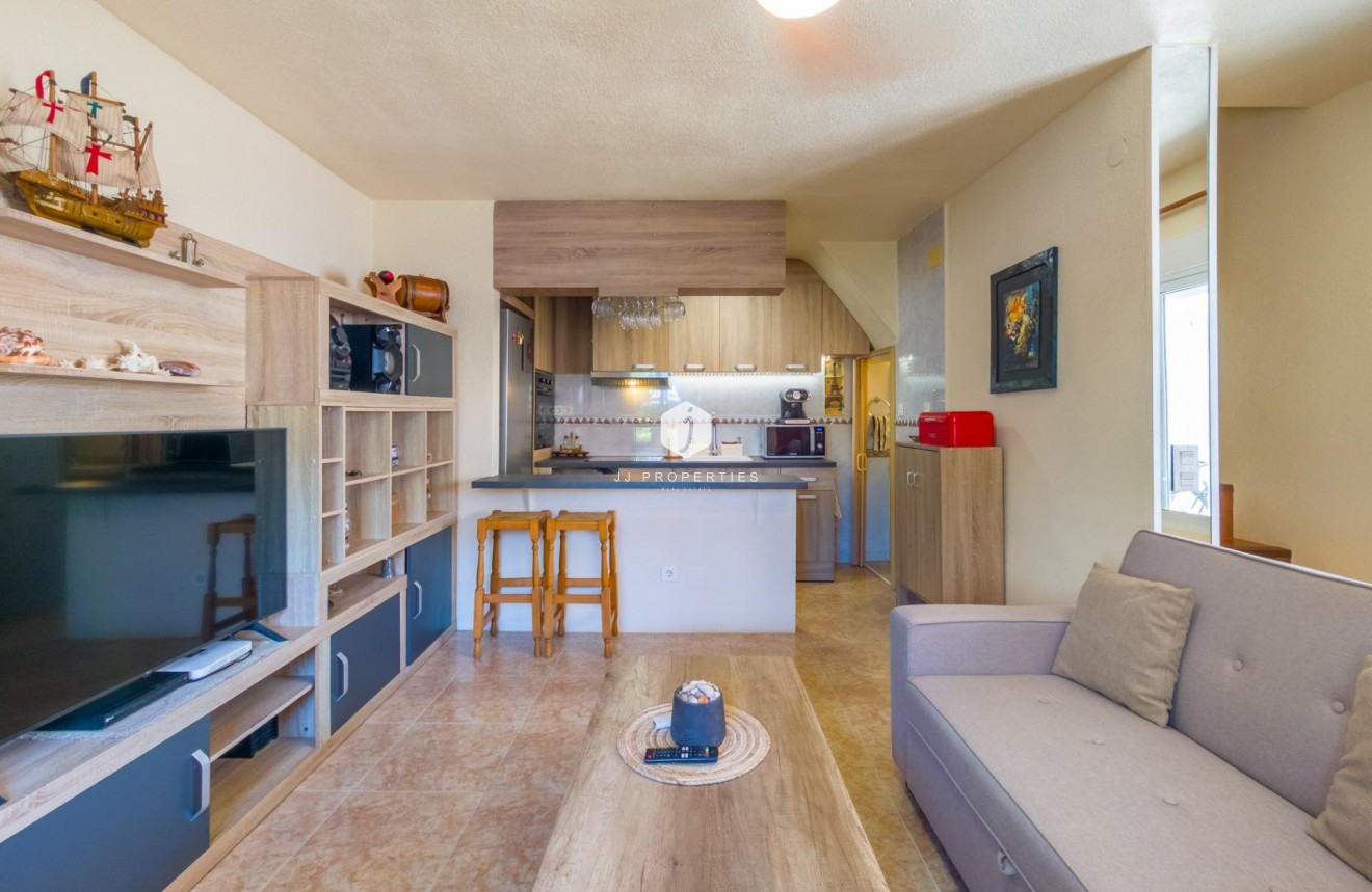 Resale - Chalet -
Torrevieja - Nueva Torrevieja