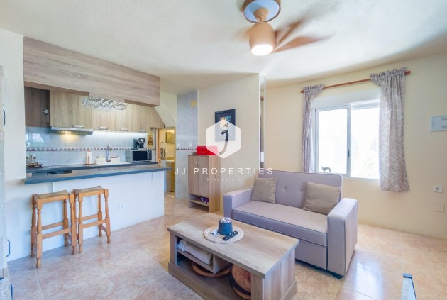 Resale - Chalet -
Torrevieja - Nueva Torrevieja