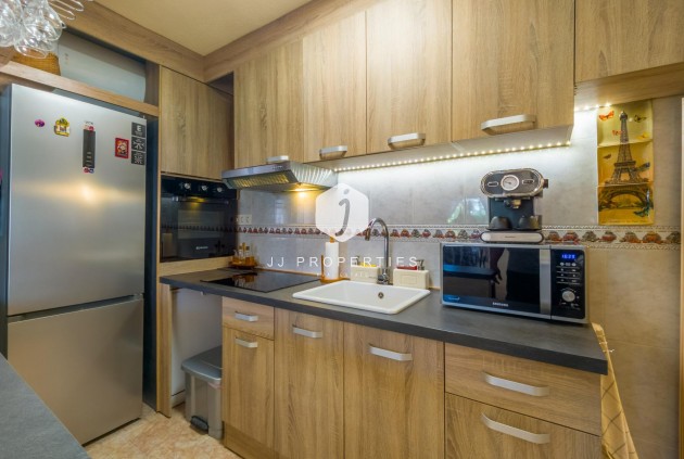 Resale - Chalet -
Torrevieja - Nueva Torrevieja