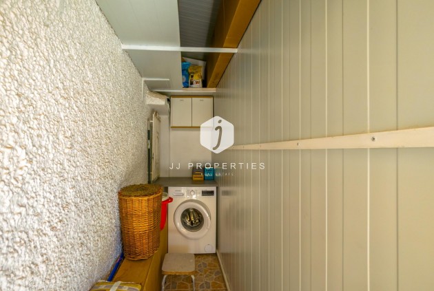 Resale - Chalet -
Torrevieja - Nueva Torrevieja