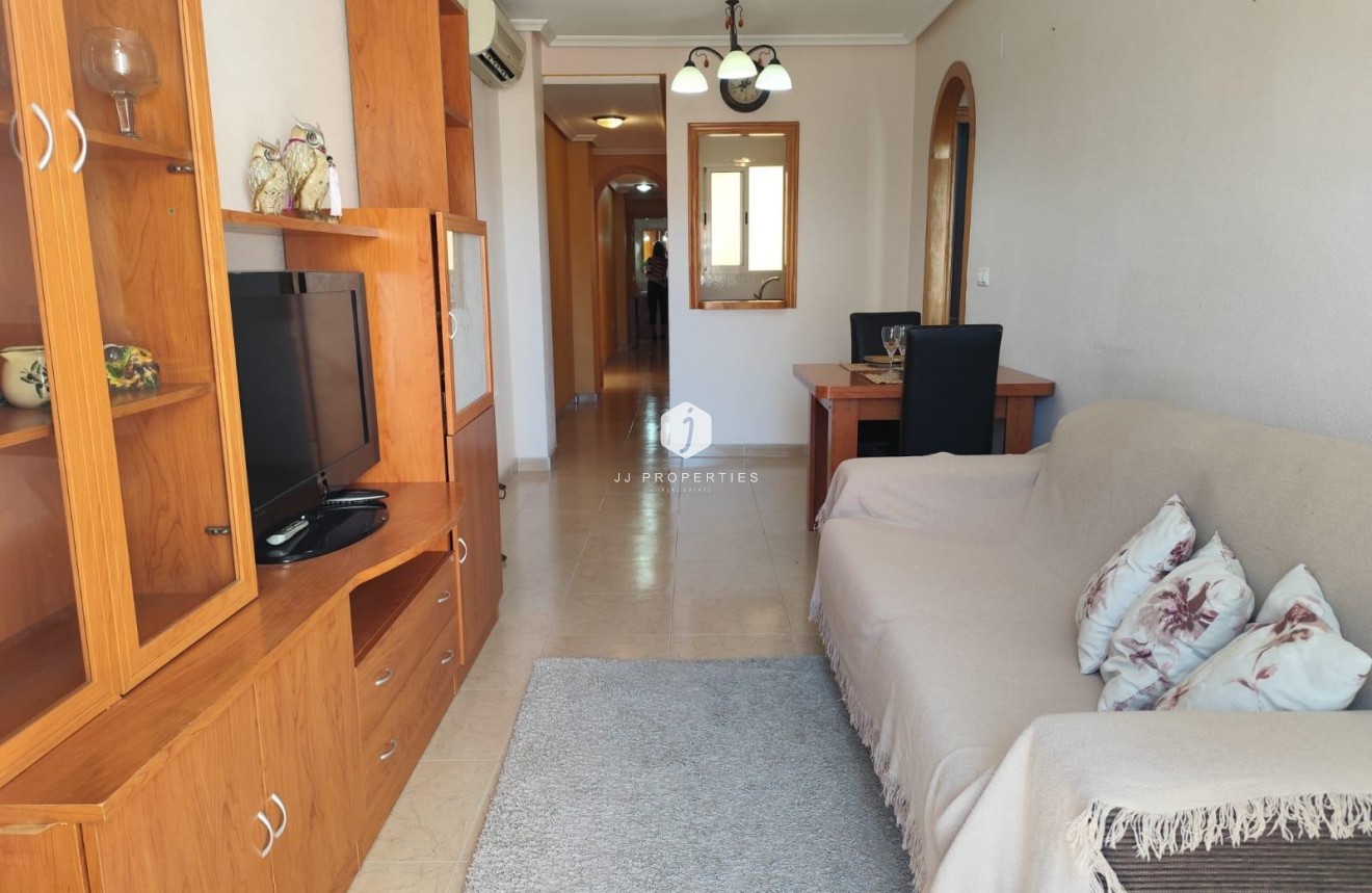 Aus zweiter Hand - Wohnung -
Torrevieja - Centro