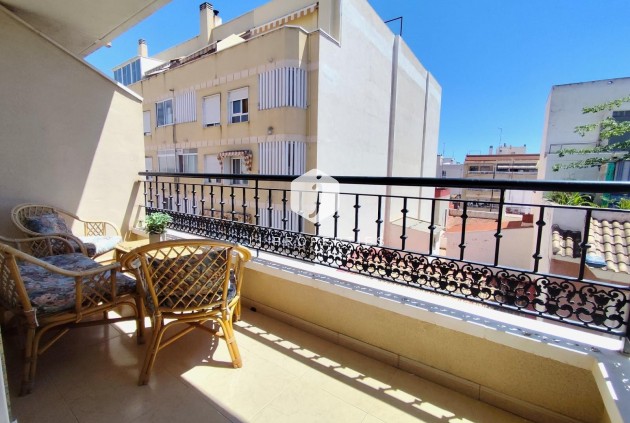Aus zweiter Hand - Wohnung -
Torrevieja - Centro
