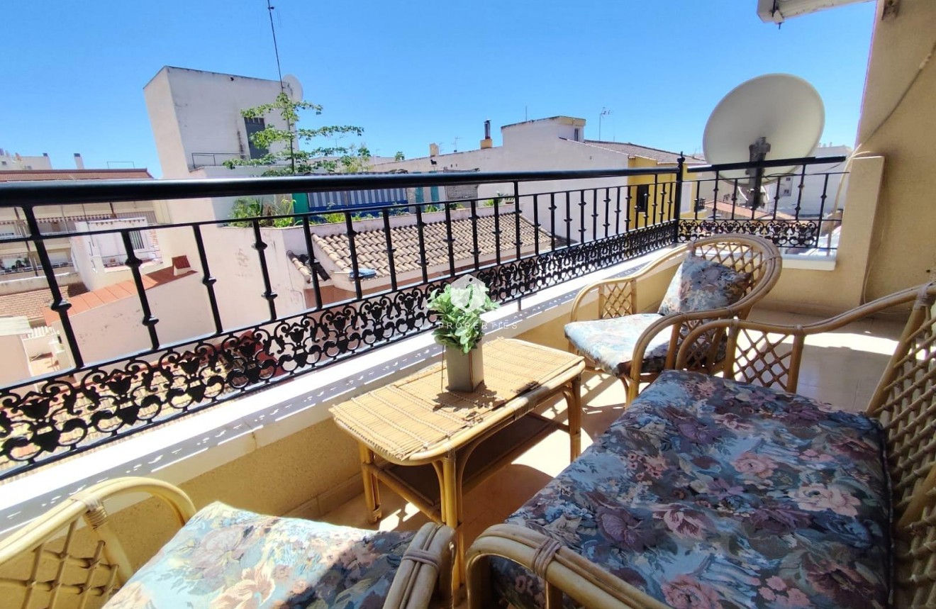 Aus zweiter Hand - Wohnung -
Torrevieja - Centro