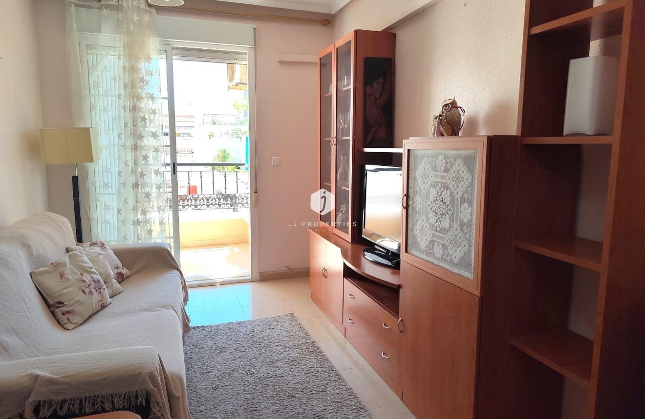 Aus zweiter Hand - Wohnung -
Torrevieja - Centro