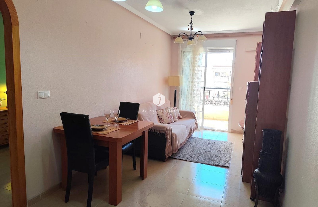 Aus zweiter Hand - Wohnung -
Torrevieja - Centro