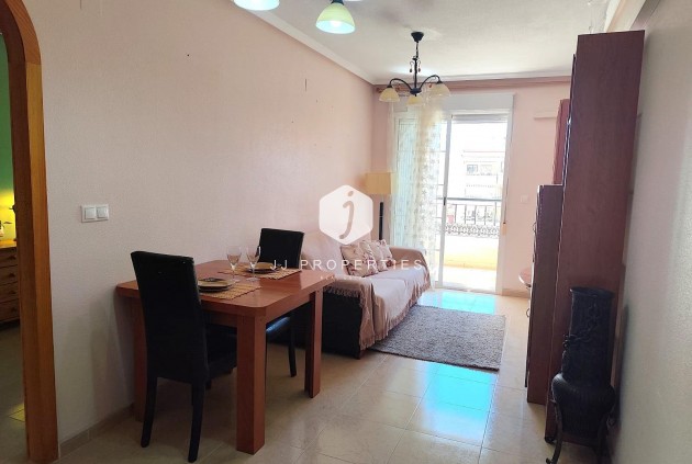 Aus zweiter Hand - Wohnung -
Torrevieja - Centro