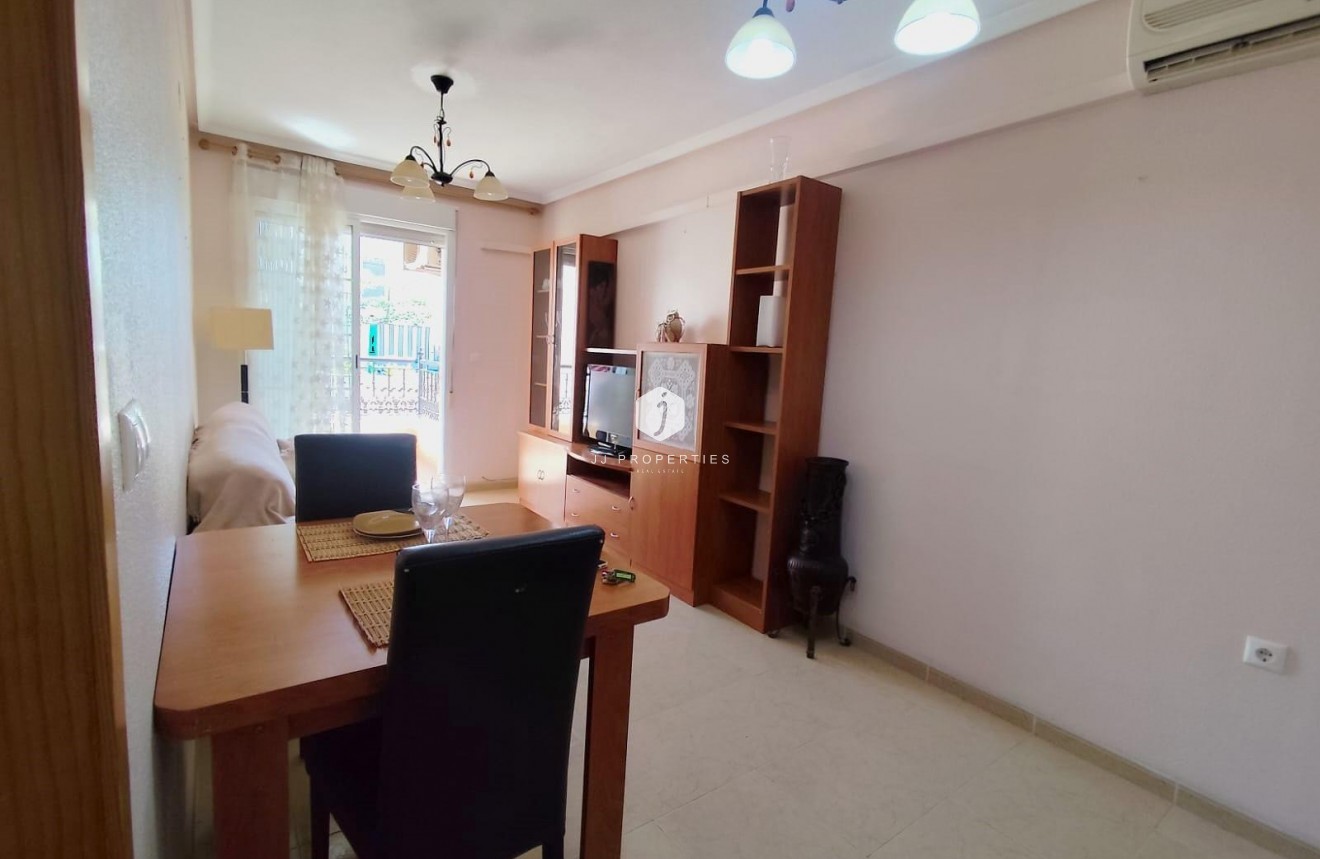 Aus zweiter Hand - Wohnung -
Torrevieja - Centro