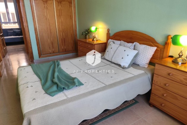 Aus zweiter Hand - Wohnung -
Torrevieja - Centro