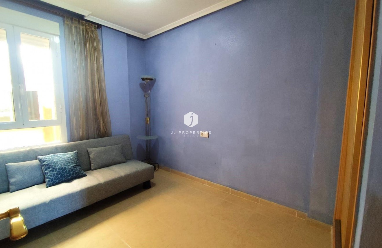 Aus zweiter Hand - Wohnung -
Torrevieja - Centro