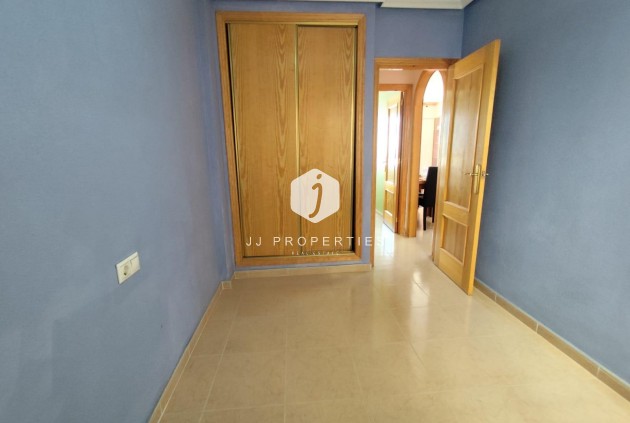Aus zweiter Hand - Wohnung -
Torrevieja - Centro