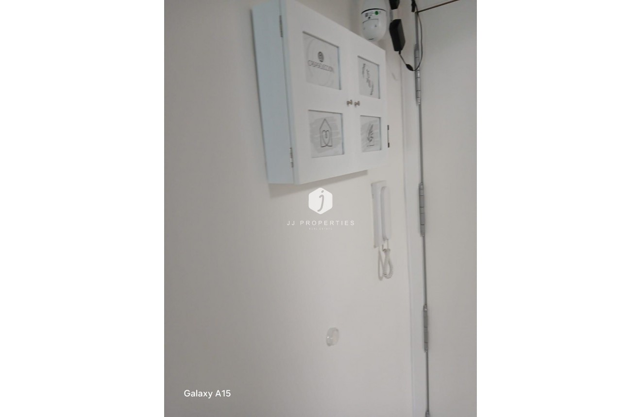 Tweedehands - Appartement / flat -
Torrevieja - Centro