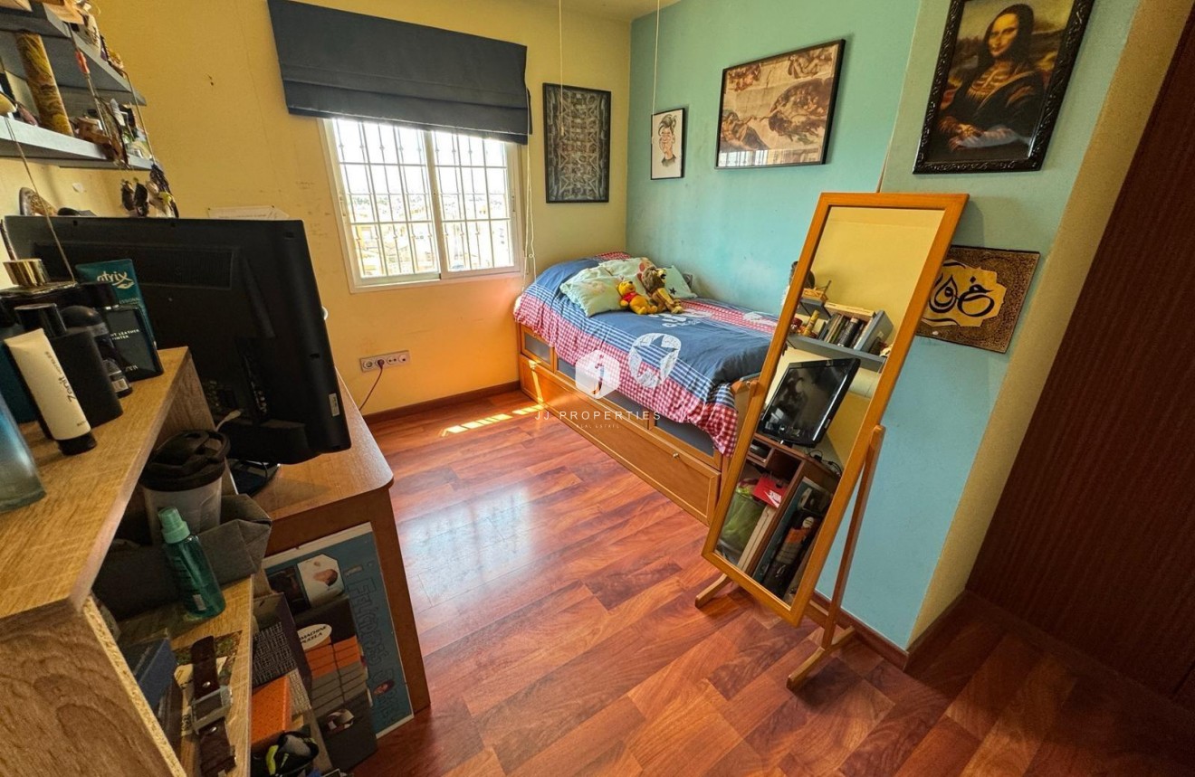 Z drugiej ręki - Villa -
Torrevieja - Zona Los Frutales