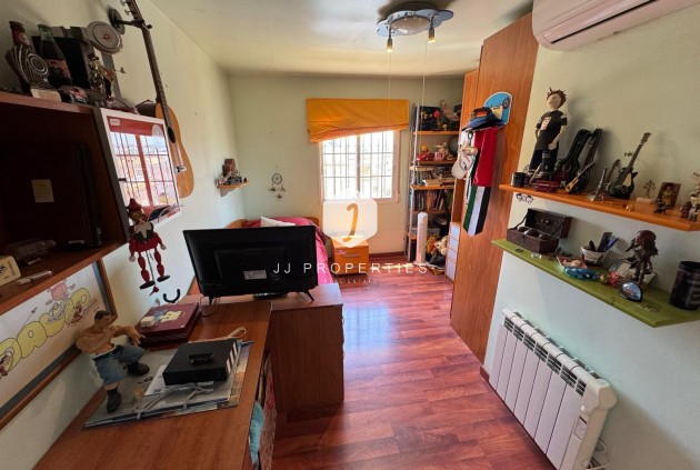 Z drugiej ręki - Villa -
Torrevieja - Zona Los Frutales